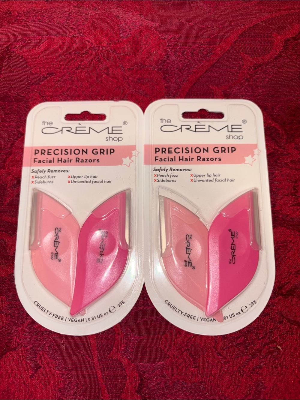 The Crème Shop Facial Hair Razors (2)